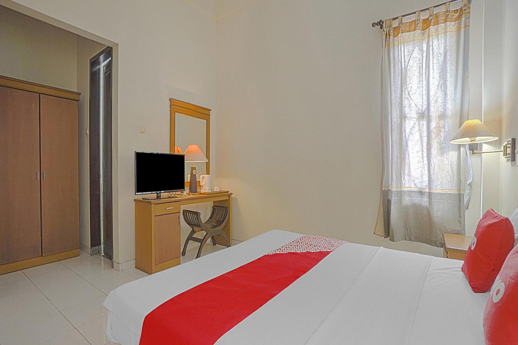 Oyo Life 90589 Palem Garden Hotel Tulungagung Luaran gambar