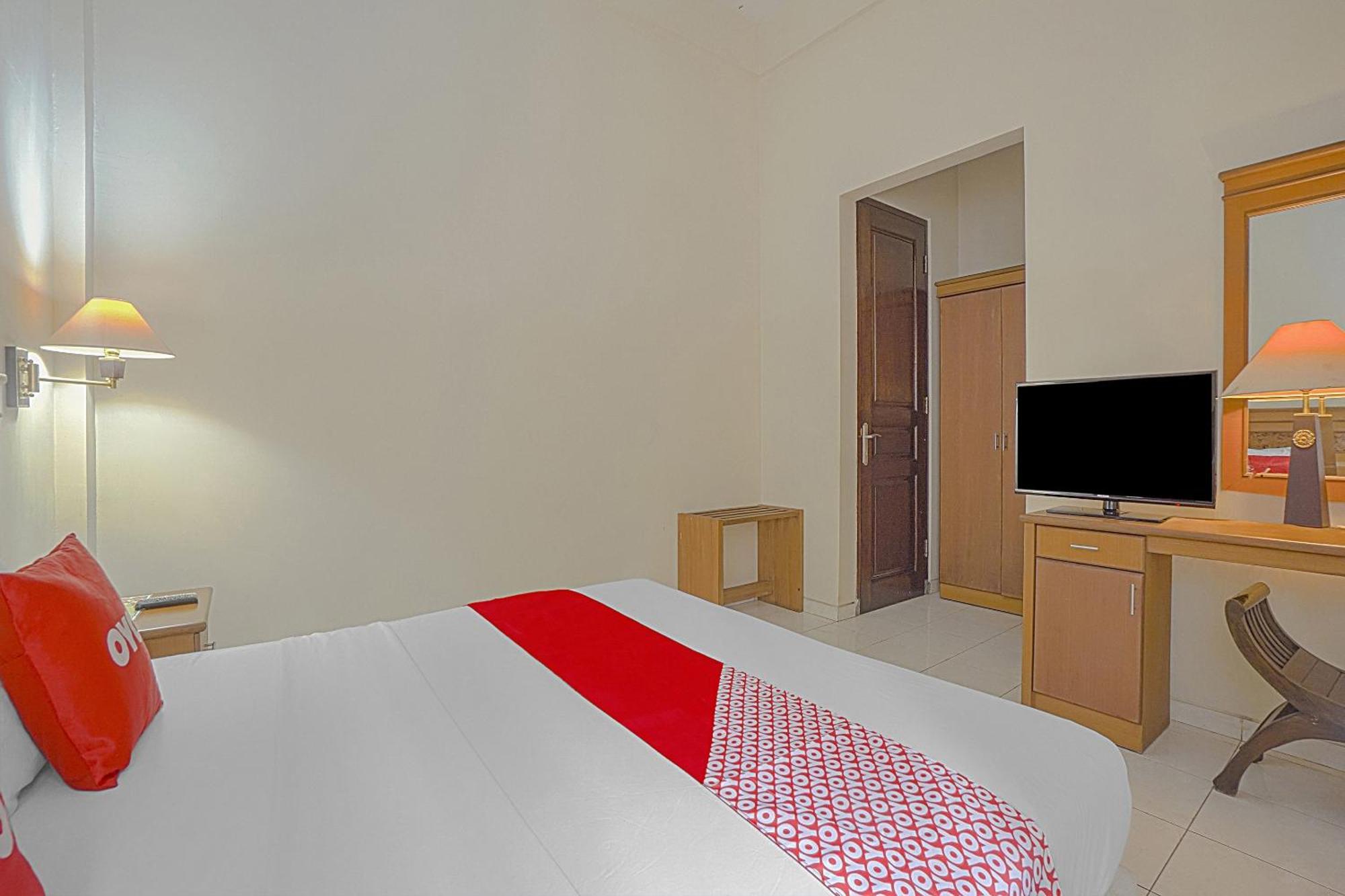 Oyo Life 90589 Palem Garden Hotel Tulungagung Luaran gambar