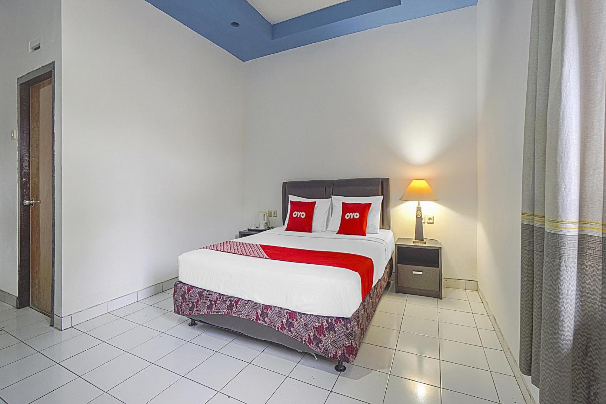 Oyo Life 90589 Palem Garden Hotel Tulungagung Luaran gambar