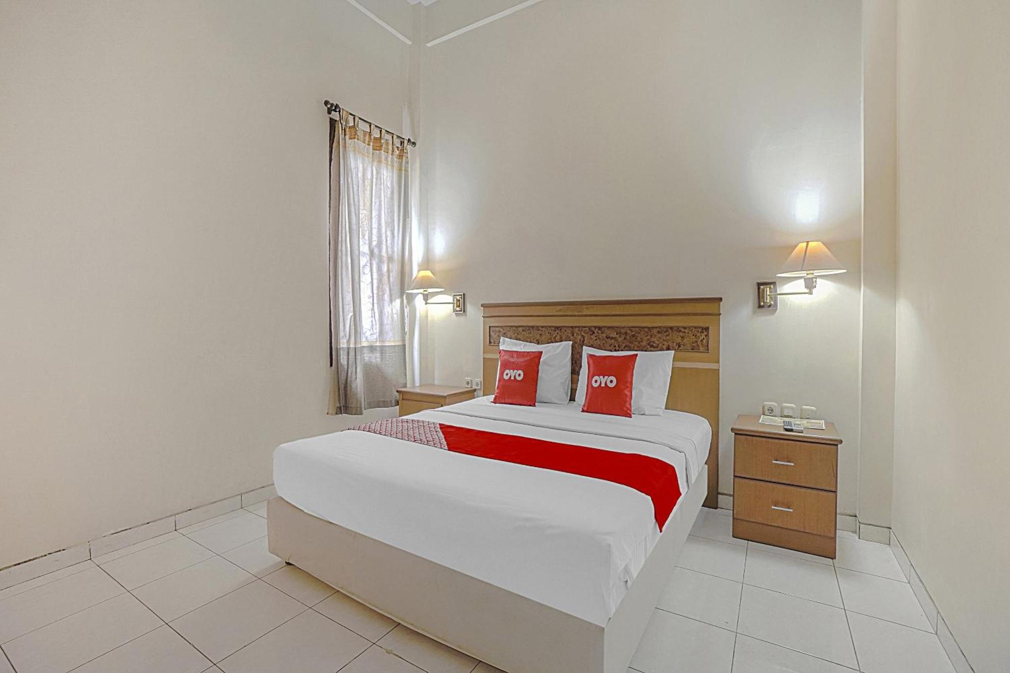 Oyo Life 90589 Palem Garden Hotel Tulungagung Luaran gambar