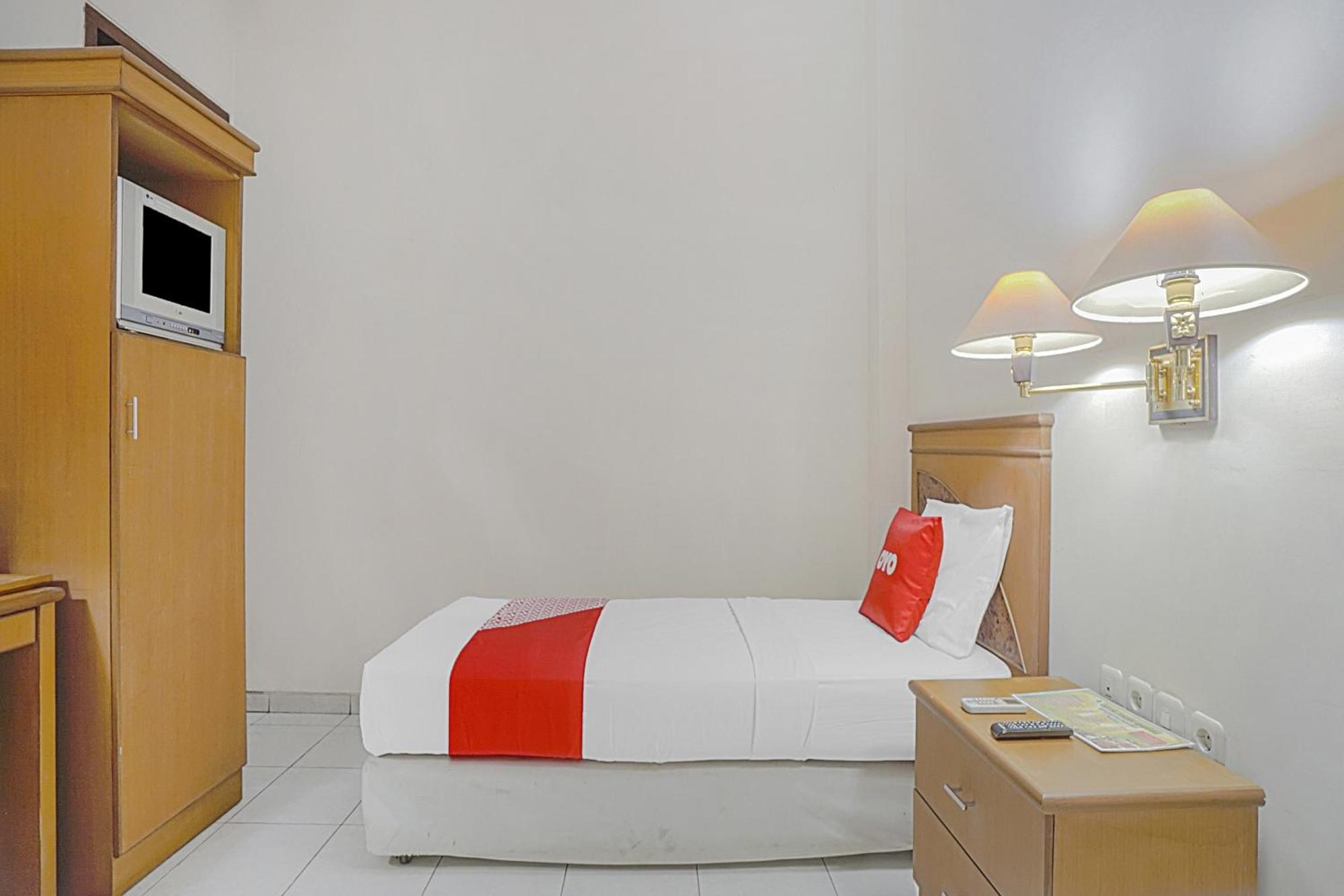 Oyo Life 90589 Palem Garden Hotel Tulungagung Luaran gambar