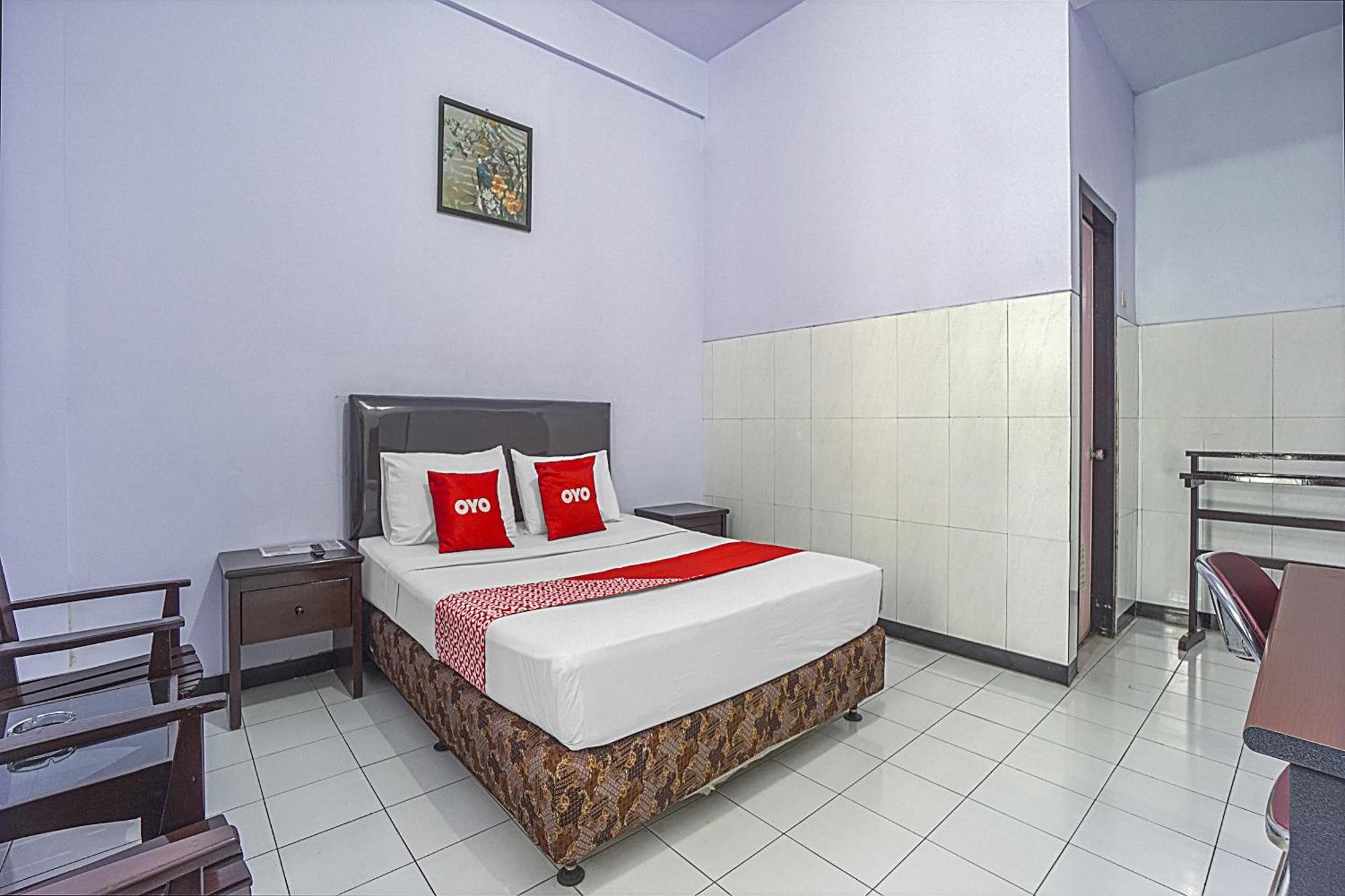 Oyo Life 90589 Palem Garden Hotel Tulungagung Luaran gambar